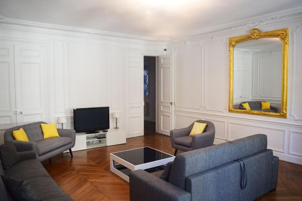 Bed and breakfast Square 2*