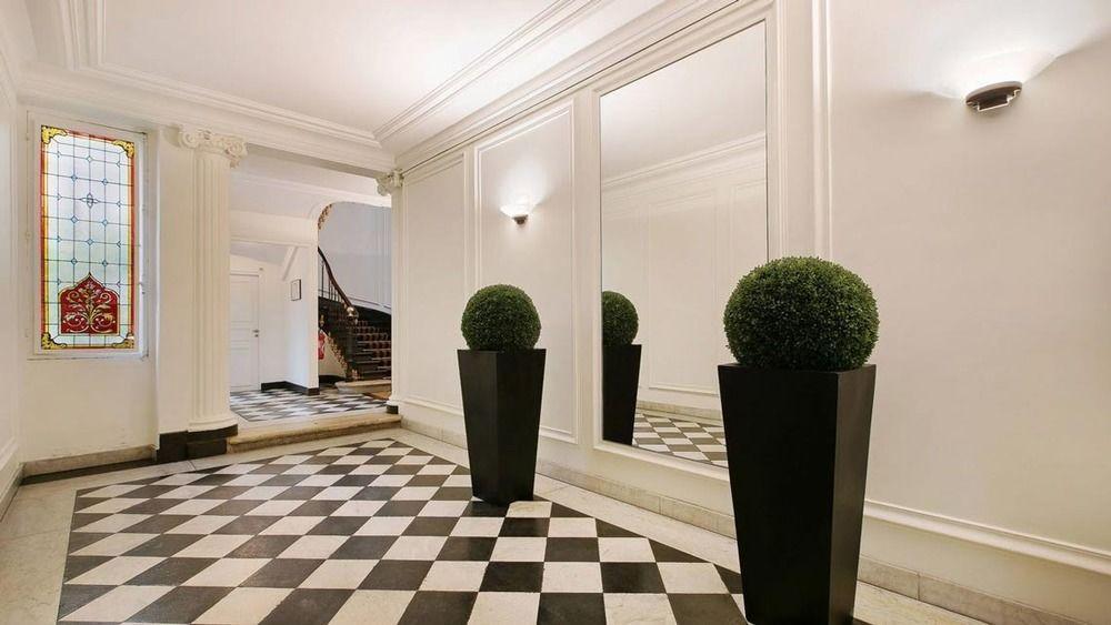 Square 2* París